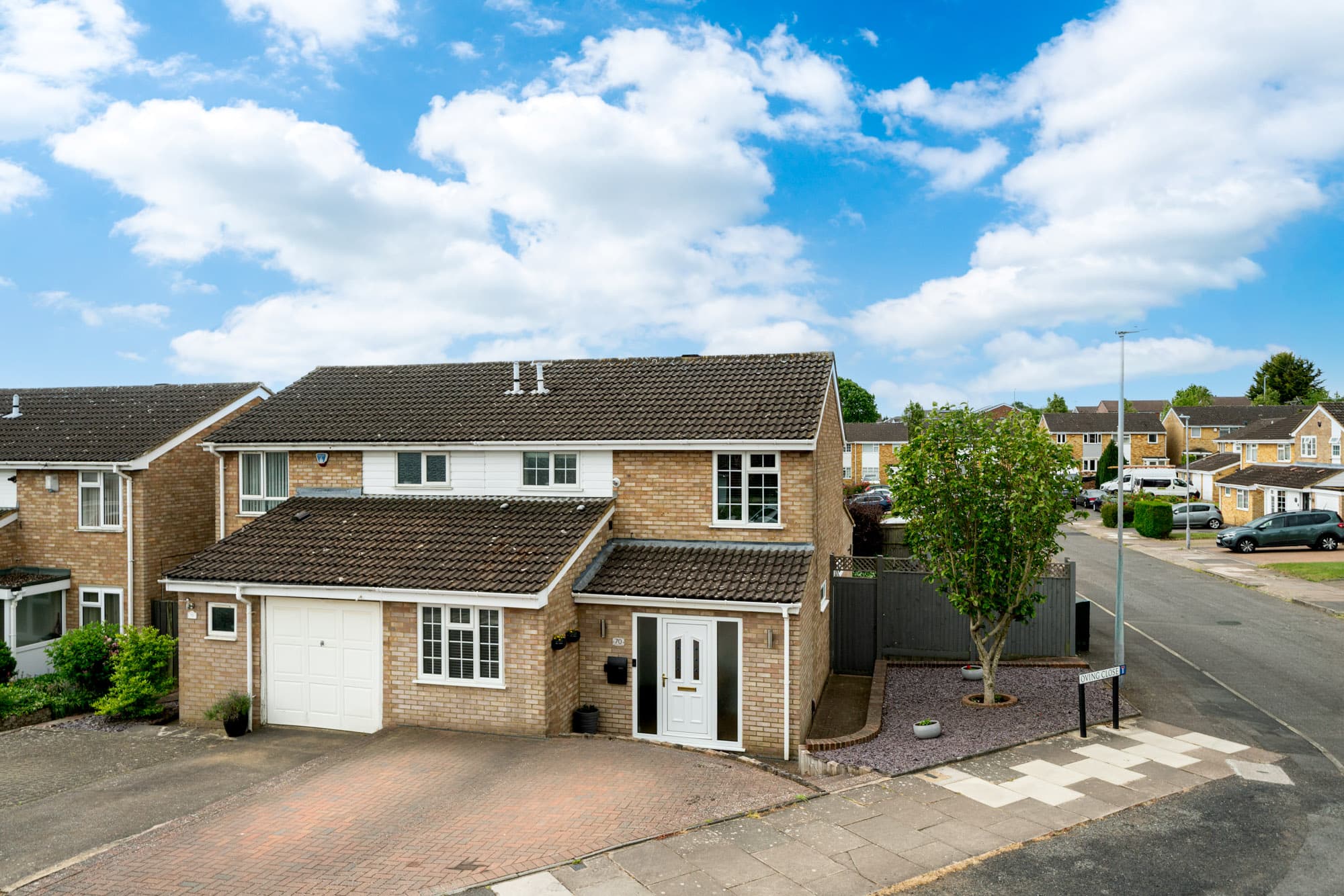 Buckingham Drive, Luton, LU2